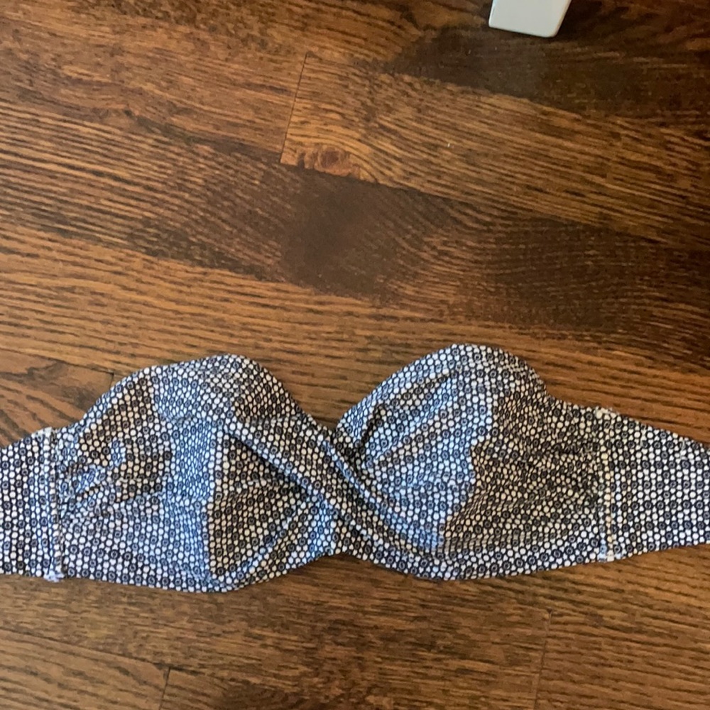Bandeau bikini top